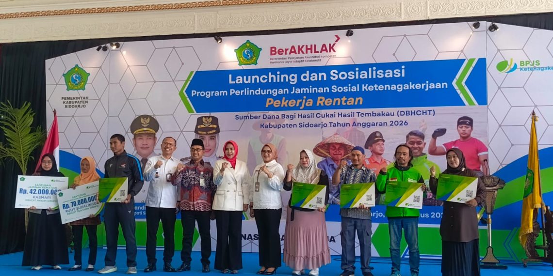 Wabup Mimik Launching Program Jaminan Sosial Ketenagakerjaan 42.210 Pekerja Rentan