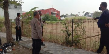 Cegah Karhutla, Polsek Buduran Pantau Lahan Kosong dan Imbau Warga Waspada