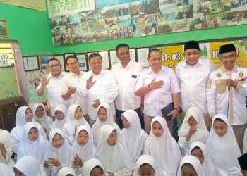 Peduli HUT RI ke-81, DPC Partai Gerindra Sidoarjo Baksos Yayasan Yatim Piatu dan Anak-anak