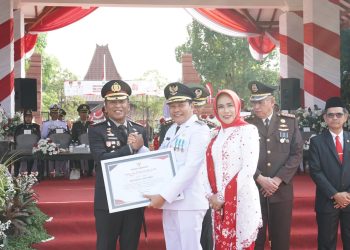 Dirgahayu RI ke-81, Polresta Sidoarjo Raih Penghargaan Bupati atas Peningkatan Layanan Perempuan dan Anak