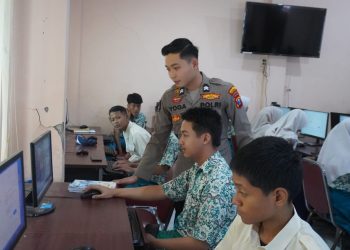 Polresta Sidoarjo Edukasi Pelajar Bijak Manfaatkan AI
