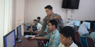 Polresta Sidoarjo Edukasi Pelajar Bijak Manfaatkan AI
