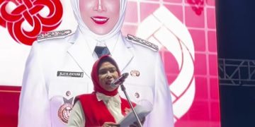 Wabup Sidoarjo Mimik Idayana Sumbang Rp100 Juta Korban Bencana NTT