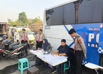 Sat Samapta Polresta Sidoarjo Hadir Amankan Aktivitas Masyarakat saat Olahraga Akhir Pekan