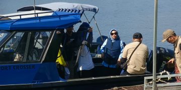 Lihat Langsung Hiu Tutul, Wabup Mimik Idayana Siap Kembangkan Potensi Wisata Bahari Baru Jabon