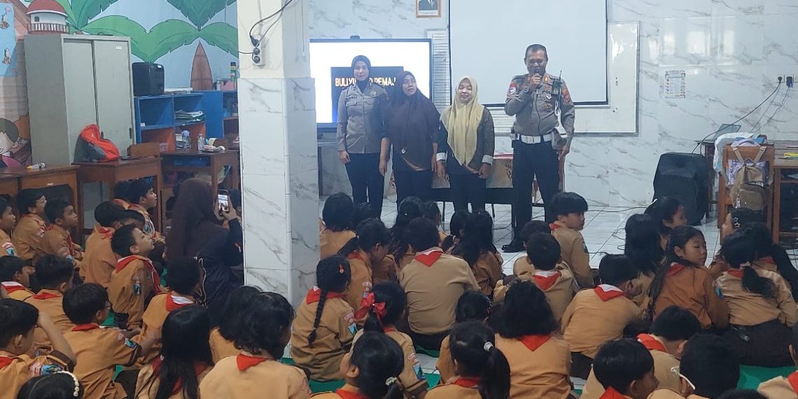 Polsek Krian Edukasi Pelajar Cegah Bullying dan Kenakalan Remaja Sejak Dini