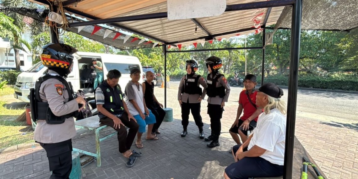 Polwan Polresta Sidoarjo Patroli Kamtibmas, Berikan Rasa Aman dan Nyaman Masyarakat