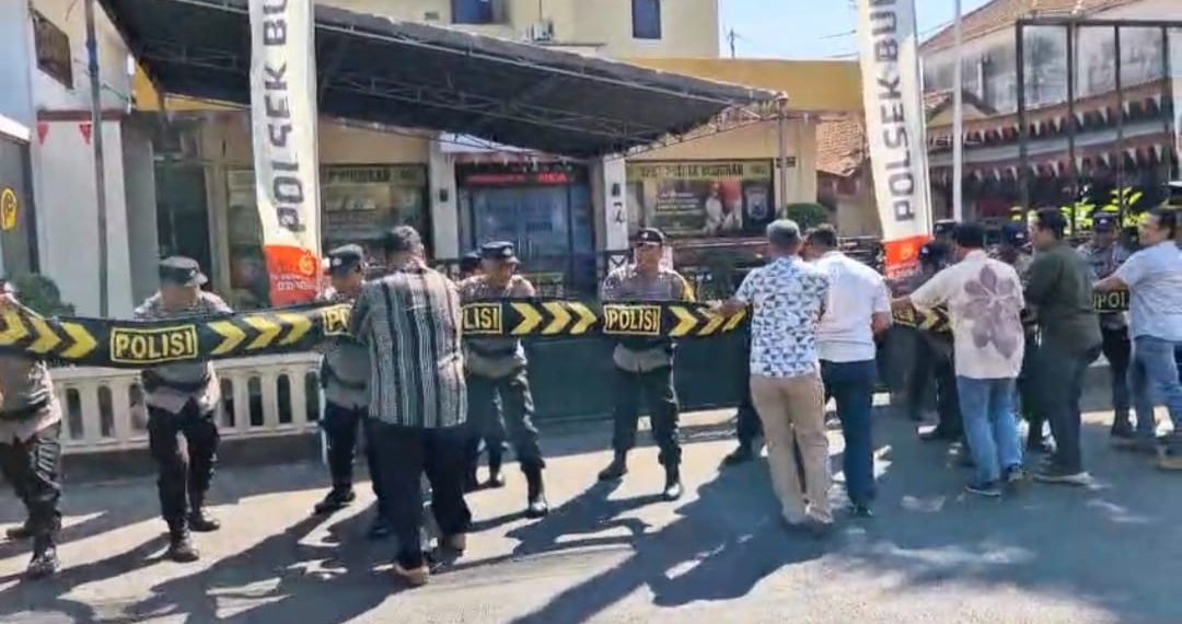 Polsek Buduran Tingkatkan Kesiapsiagaan Personel melalui Latihan Dalmas Awal