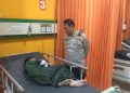 Kapolsek Sidoarjo Kota Jenguk Santri Putat dalam Perawatan Medis