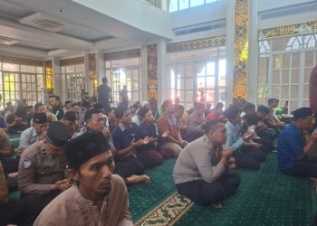 Polisi dan Masyarakat Doakan Kesembuhan Santri Ponpes Manbaul Hikam