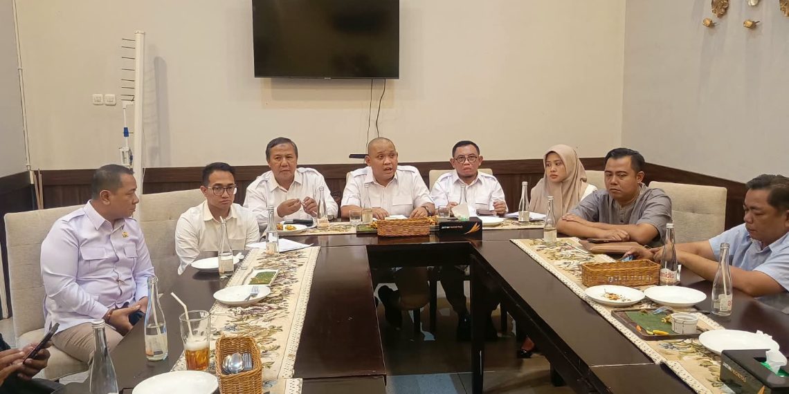 Survey Kepuasan Subandi-Mimik Merosot, Gerindra Sidoarjo Lakukan Evaluasi Total