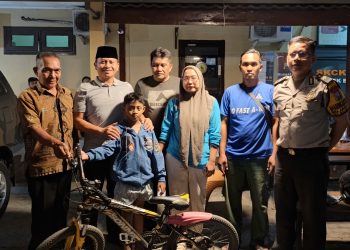 Polsek Balongbendo Temukan Anak Hilang dan Kembali Bertemu Orang Tuanya