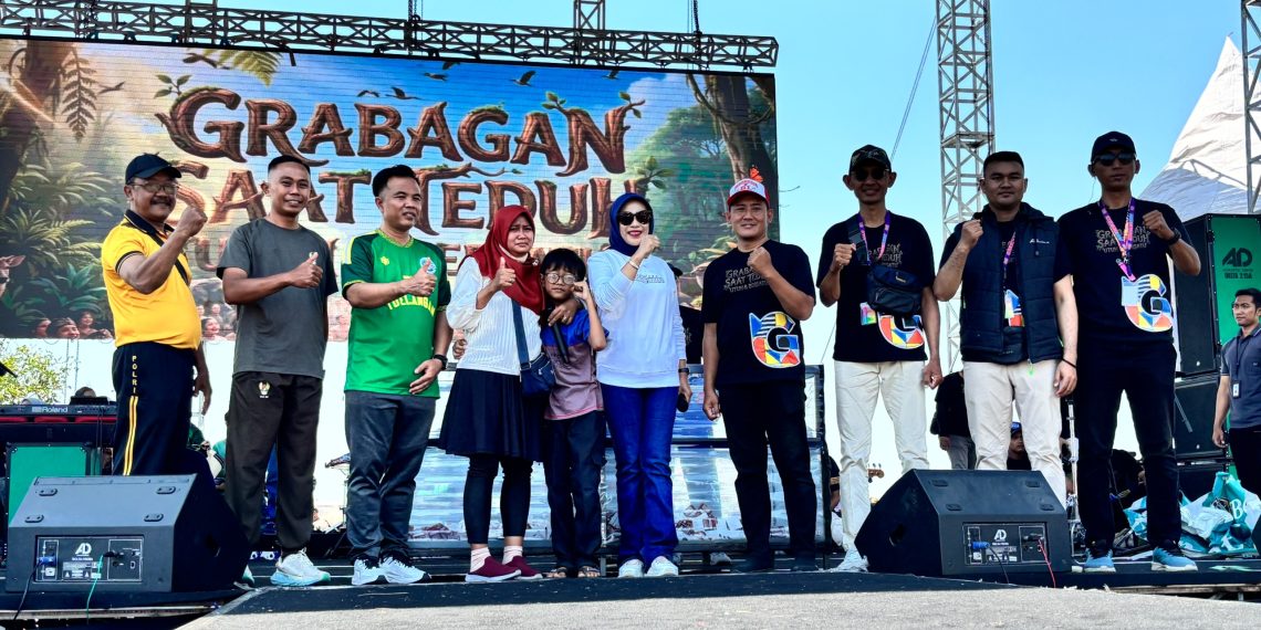 Wabup Mimik Ramaikan Gebyar HUT RI ke-81 Desa Grabakan Tulangan