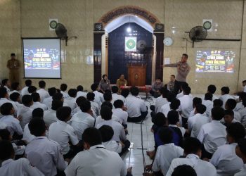 Polresta Sidoarjo Masuk Sekolah,Tanamkan Sadar Hukum pada Pelajar dan Cegah Radikalisme