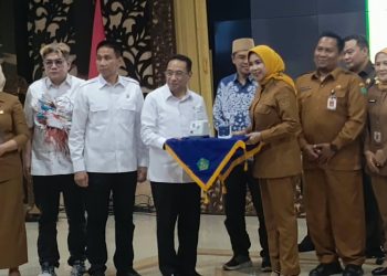 Wabup Mimik Dampingi Wamenkes dan Wamendagri Deklarasi Percepatan Tangani TBC Sidoarjo
