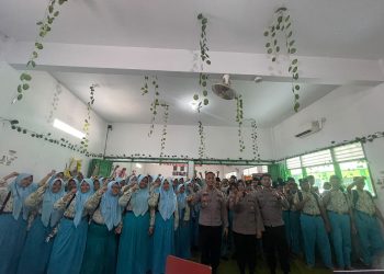 Cegah Kenakalan Remaja, Polresta Sidoarjo Masif Berikan Edukasi ke Sekolah