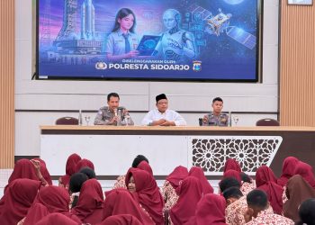 Polresta Sidoarjo Edukasi Siswa SMKN 2 Buduran tentang Pemanfaatan AI