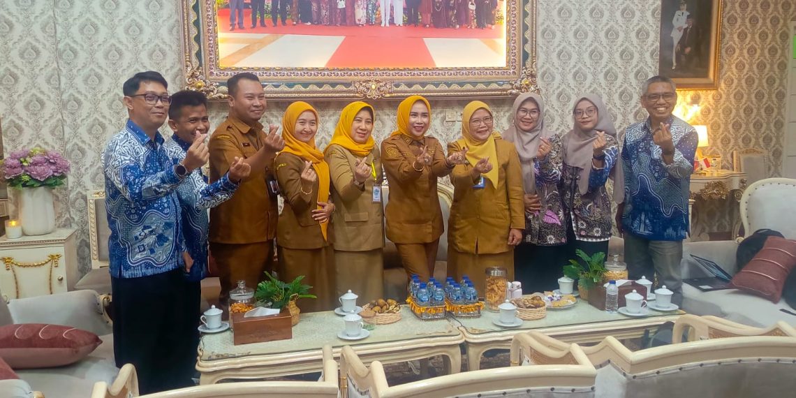 Wabup Mimik Dukung Program Perpustakaan Digital Sekolah