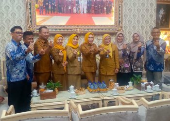 Wabup Mimik Dukung Program Perpustakaan Digital Sekolah