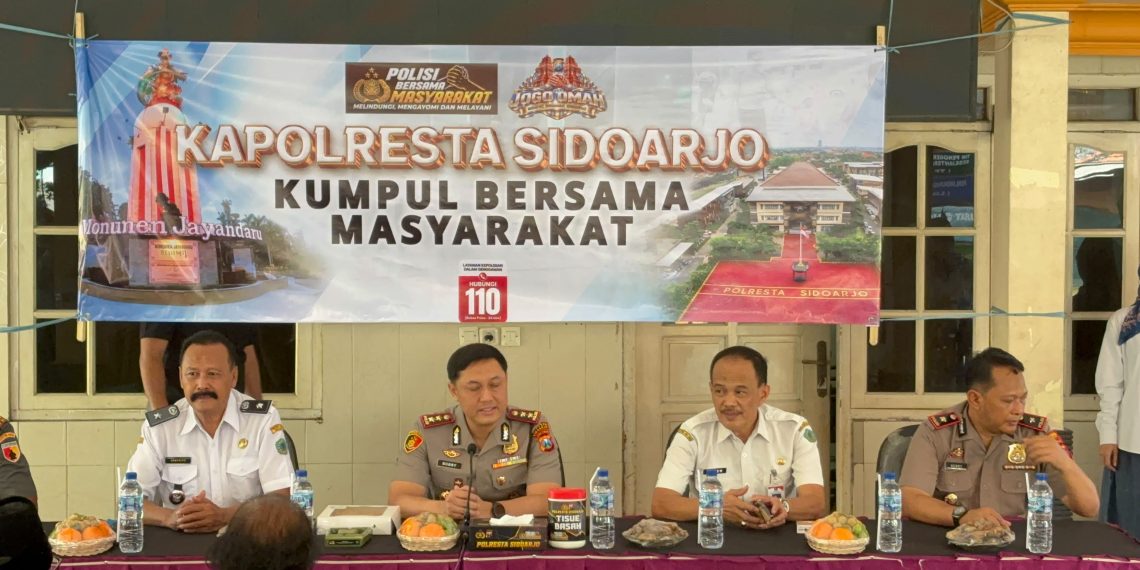 Kapolresta Sidoarjo AKBP Bobby Diskusi Bareng Warga Rangkah Kidul, Ajak Komitmen Jaga Kamtibmas