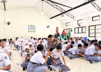 Polresta Sidoarjo Edukasi Pelajar tentang Bijak Medsos dan Penggunaan AI