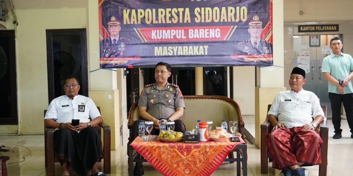 Kapolresta Sidoarjo Bertemu Warga Randegan, Gencarkan Program Polisi Peduli Pengangguran