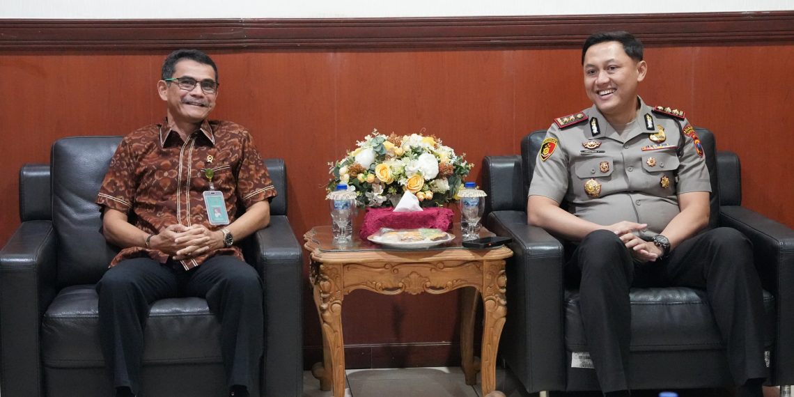 Ajak Silaturahmi, Kapolresta Sidoarjo Perkuat Sinergitas dengan Pengadilan Negeri