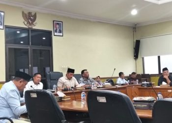 Hearing Komisi D DPRD Sidoarjo, Kades Kalimati Tepis Tuduhan Penggelapan Bansos Pangan